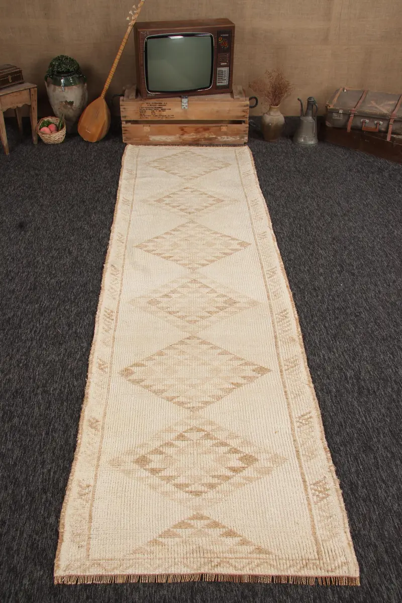 Vintage 3.1x10.9 ft Halı, Türk Yolluk Halısı, Bej Hayvan Baskı Halısı - 1