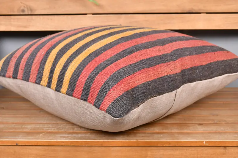 Cushion, Yoga Pillow, Wool Kilim Pillow Pillow Sham, 24x24 Red Pillow Sham, Gift Pillow, Home Decor Pillow, Vintage Kilim Pillow - 4