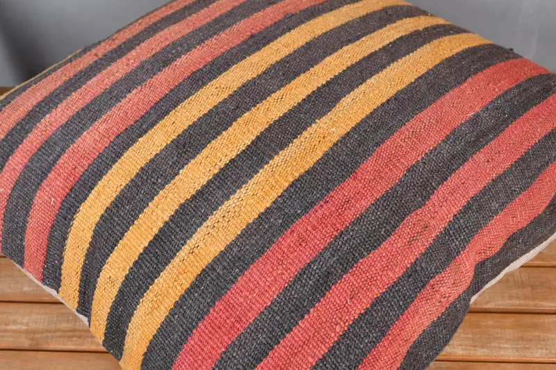 Cushion, Yoga Pillow, Wool Kilim Pillow Pillow Sham, 24x24 Red Pillow Sham, Gift Pillow, Home Decor Pillow, Vintage Kilim Pillow - 3