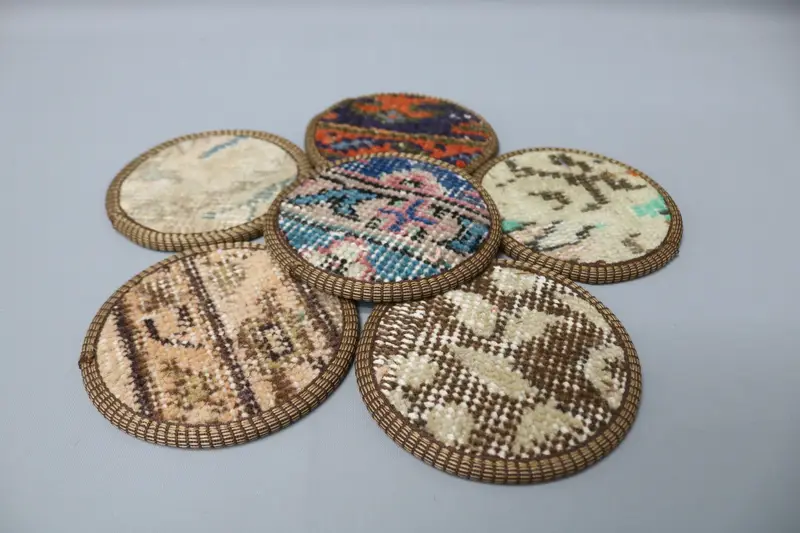 Blaue und orangefarbene Untersetzer, einzigartiges Kelim-Untersetzer-Set