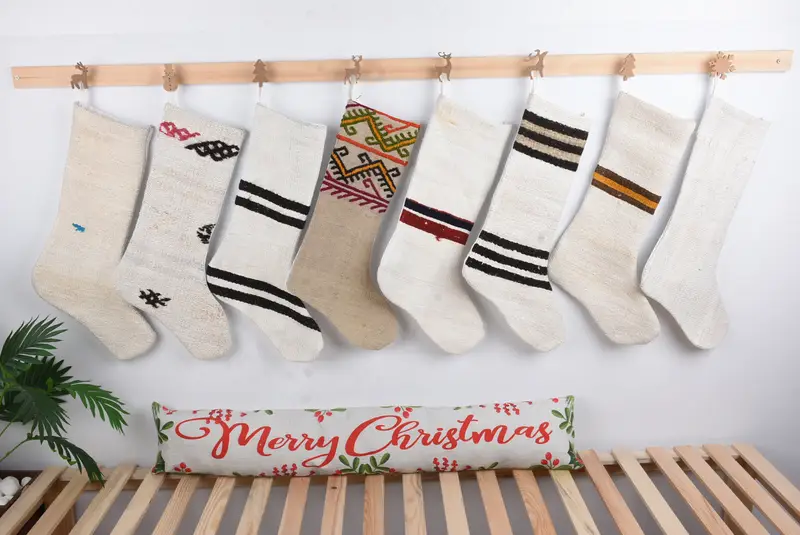 Patrón de adornos navideños festivos, calcetín navideño de 8 pulgadas de ancho