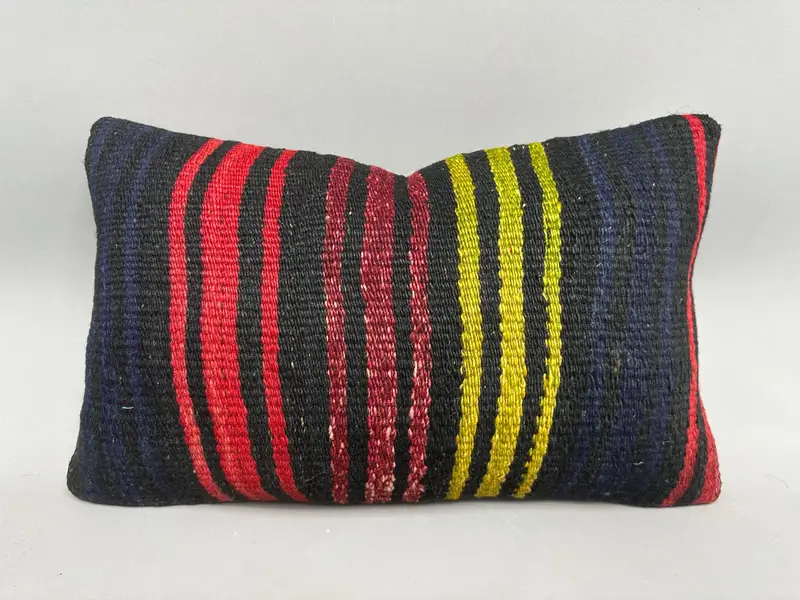 Vintage Kilim Throw Pillow, Throw Kilim Pillow, Ethnic Pillow Cover Pillow Sham, 12x20 Red Pillow Sham, Pillow, Turkish Pillow - 4