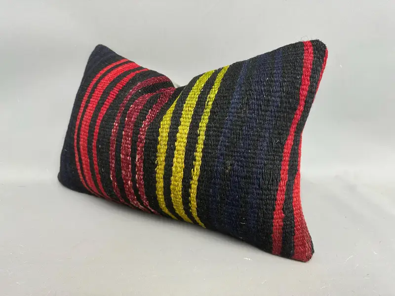 Vintage Kilim Throw Pillow, Throw Kilim Pillow, Ethnic Pillow Cover Pillow Sham, 12x20 Red Pillow Sham, Pillow, Turkish Pillow - 3