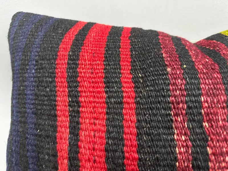 Vintage Kilim Throw Pillow, Throw Kilim Pillow, Ethnic Pillow Cover Pillow Sham, 12x20 Red Pillow Sham, Pillow, Turkish Pillow - 5