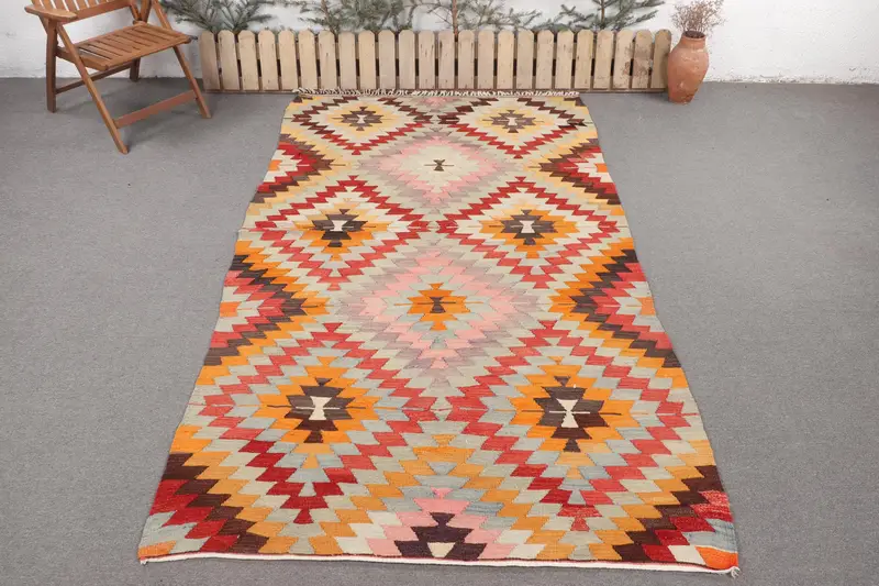 手作りのレッドアニマルプリントラグ、5.4x9.4フィート