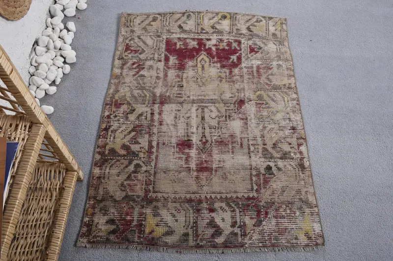 Grüner und violetter Teppich, 2,6 x 3,7 Fuß, floral und geometrisch