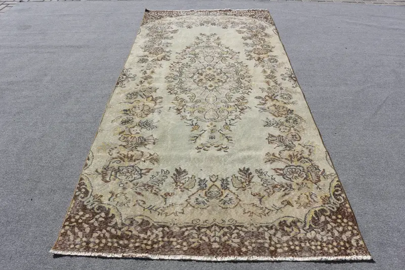 Kahverengi Oryantal Halı, Sarı Desenli 10x9,97 ft