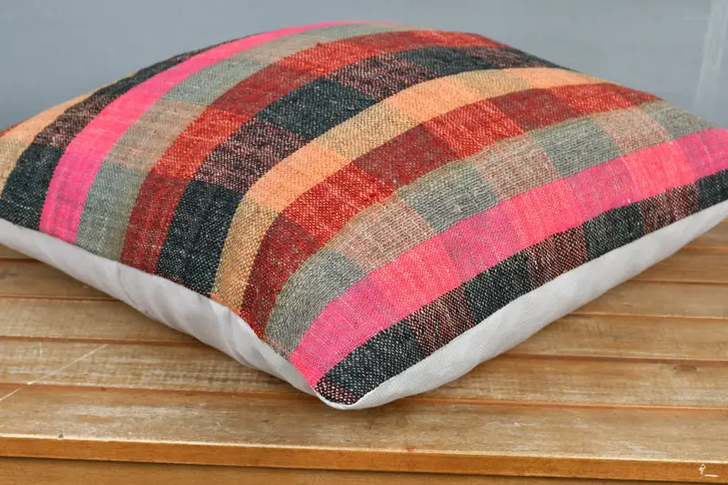 Boho Pillow Sham Cover, 18x18 Pink Pillow Sham, Neutral Throw Cushion, Kilim Cushion Sham, Pillow Case, Handmade Kilim Cushion - 4