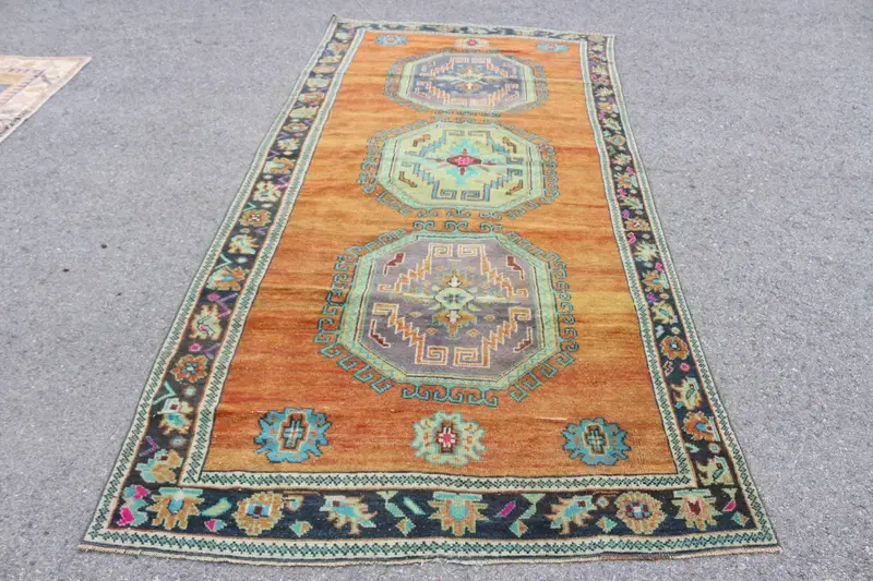 Türkischer Vintage großer Teppich 4,8x10,3 ft (146x314 cm), orange gestreifter Oushak-Teppich - 1