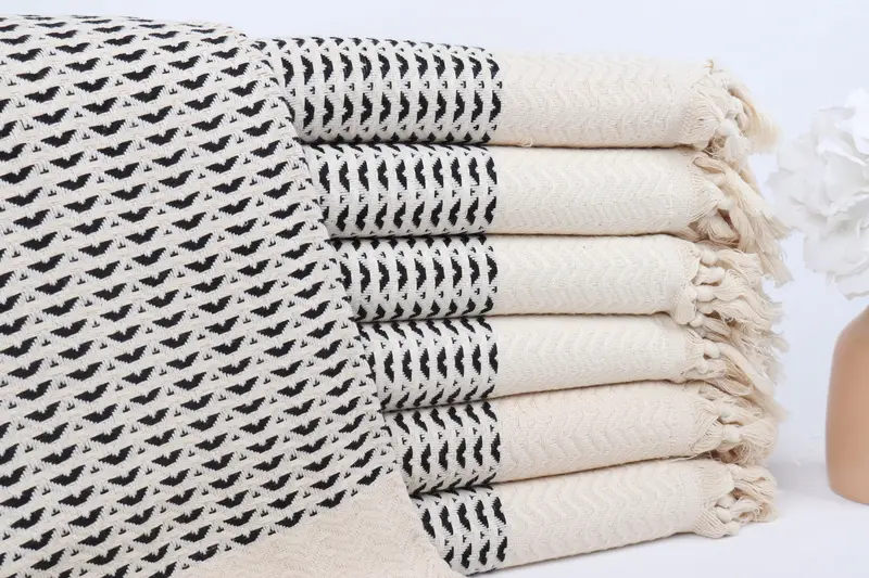 Kişiye Özel Hediye Kutusu Havlu, Siyah ve Bej, 40x77 İnç