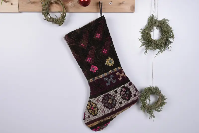 オーナメント柄のお祝いキリムストッキング、ユニークなクリスマスストッキング