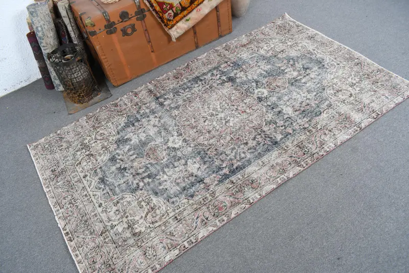Vintage Area Rug 3.7x6.6 ft, Blue White Rug Wool - 1