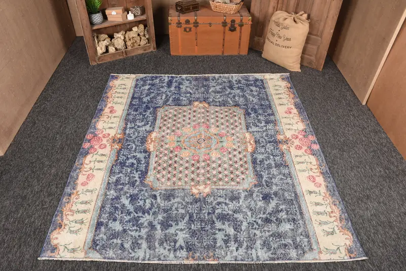 Vintage Halı, 6.8x7.5 ft Büyük Halı, Mavi Çiçekli Yün Türk Halısı - 1