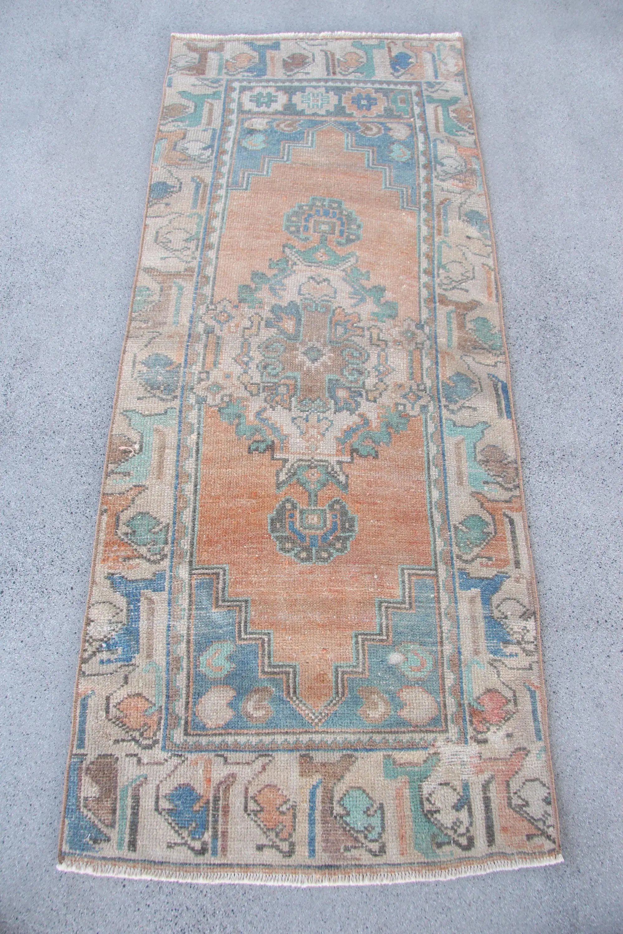 Türkischer 2,2x5,5 ft Teppich, Vintage Läuferteppich, Orange Ombré Teppich - 1