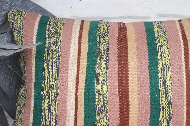 Throw Kilim Pillow, Ethnical Kilim Rug Pillow, Bright Pillow Cover, Pet Cushion, Pillow, Boho Pillow Sham Cover, Boho Chic Pillow, 12x20 Pink Pillow - 2