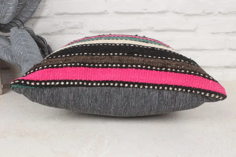 Turkish Kilim Pillow, Farmhouse Pillow Sham, Vintage Pillow, Handmade Pillow Case, Kilim Pillow, Pillow, 14x14 Pink Cushion Cover - 5