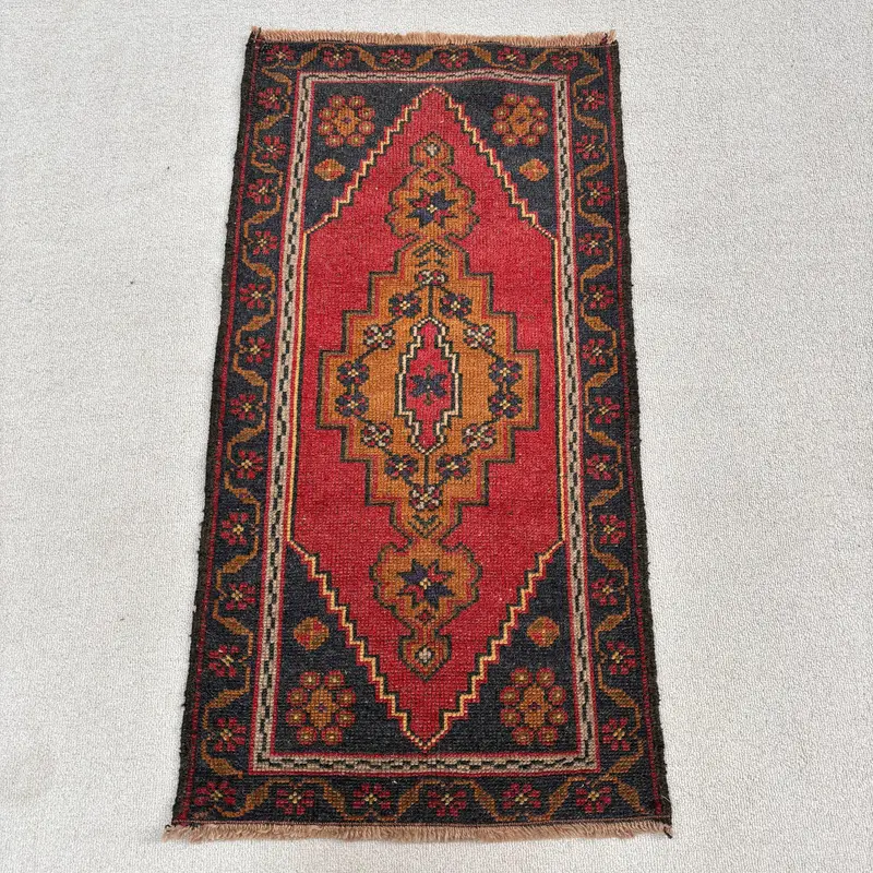 Türk Vintage Halısı, 1.8x3.4 ft Oushak Halısı, Kırmızı Mavi Ombré Yün Halısı - 1