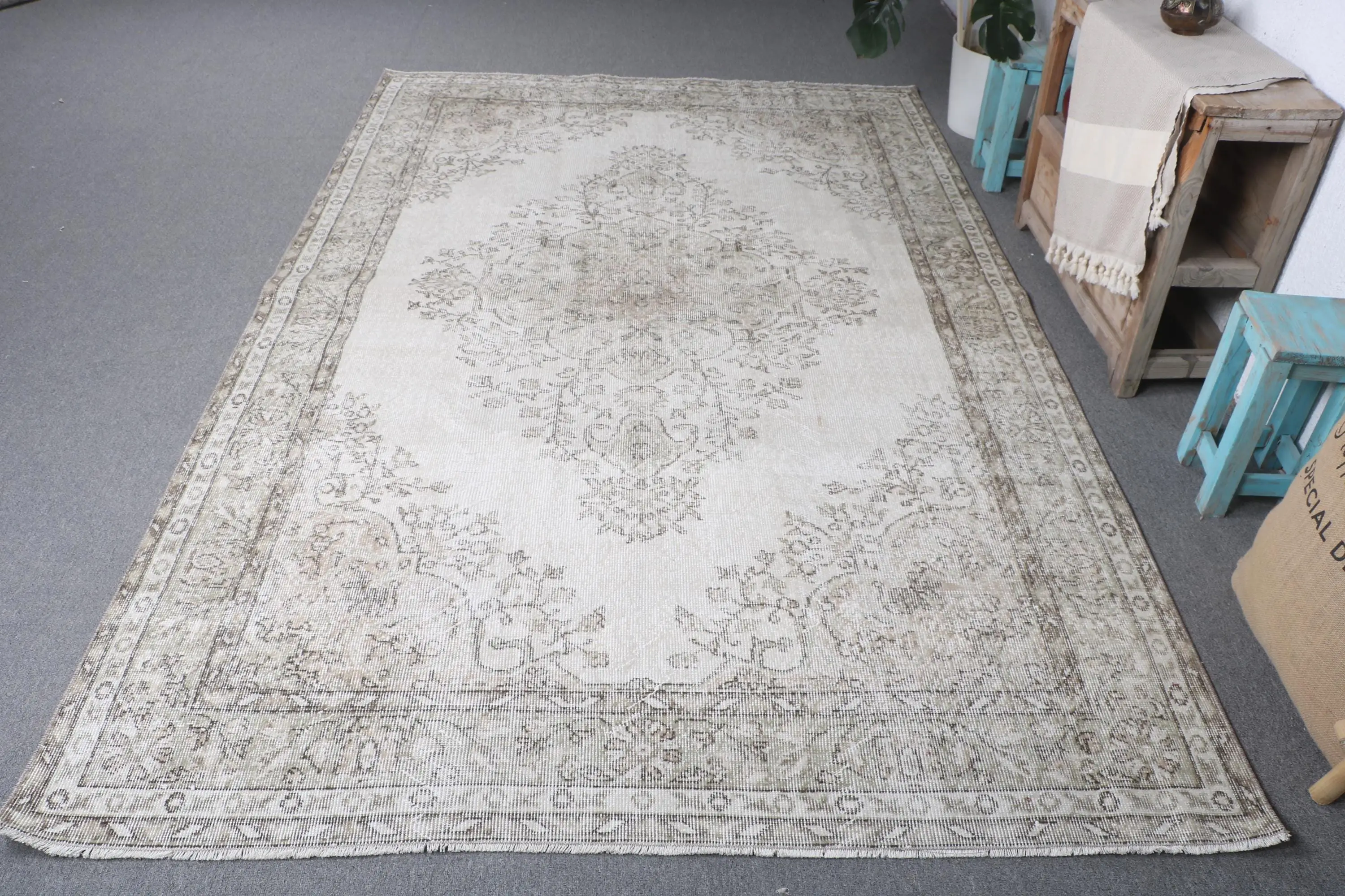 5.7x9 ft Halı, Vintage Türk Halısı, Gri Halı - 1