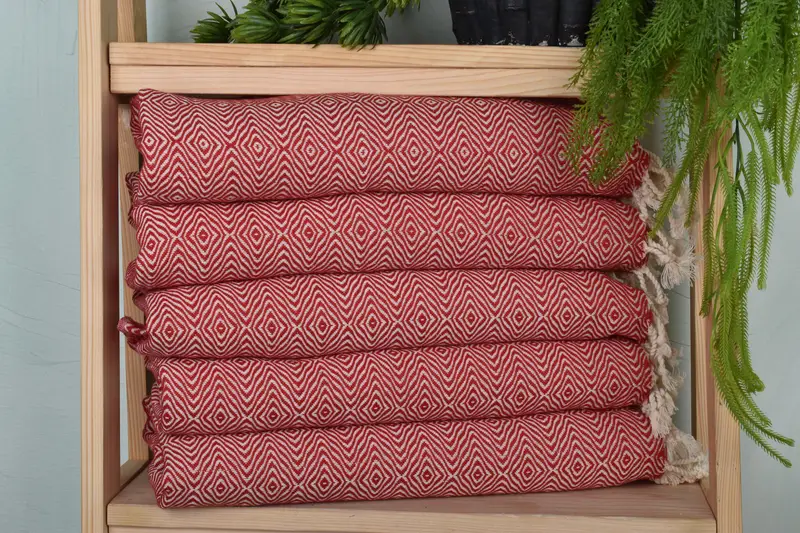 Red Zigzag Diamond Cotton Dish Towel, Personalized Kitchen Towel, 18x36 Inches