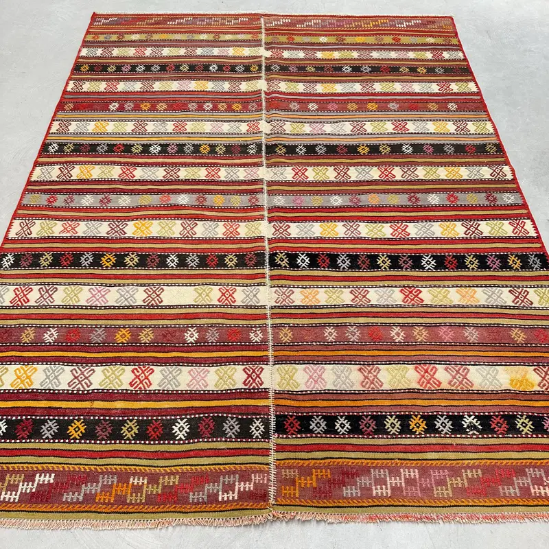 Yeşil Desenli Kırmızı Halı, 6,4x8,5 ft Zarif Dekor