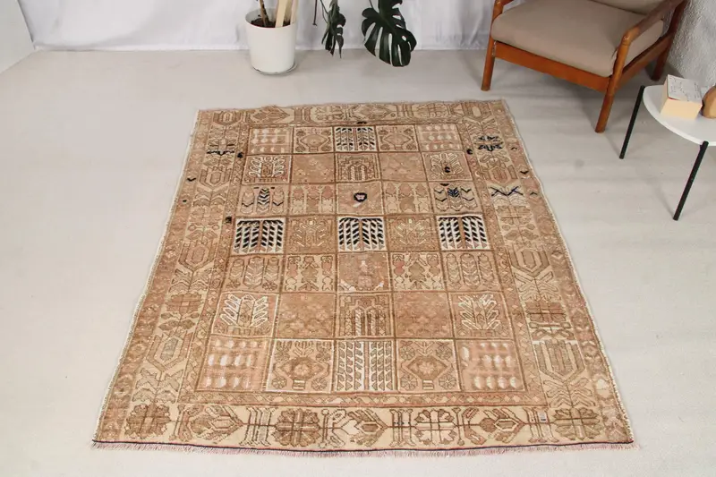 5x6.4 ft Türk Bölge Halısı, Kahverengi Siyah Vintage Kareli Yün Halı - 1