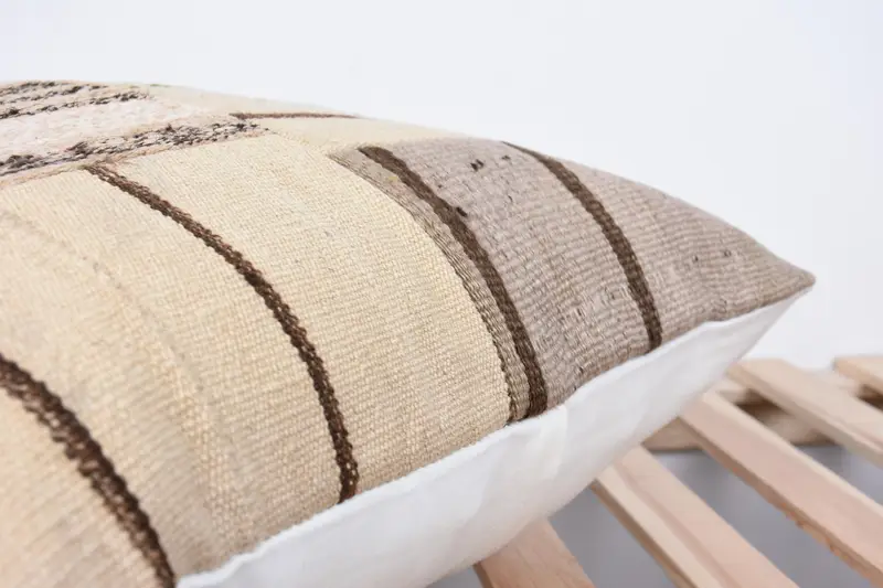 Square Throw Pillow Cover, 20x20 Beige Pillow Sham, Vintage Kilim Pillow, Cushion, Turkish Pillow, Kilim Pillow - 7