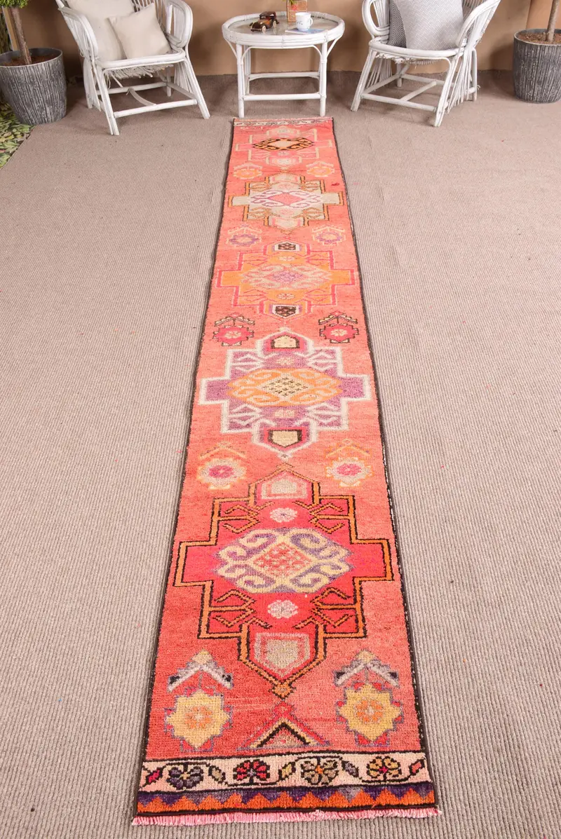 1.8x12.1 ft Halı, Vintage Türk Yolluk Halısı, Kırmızı Herki Yün Halı - 1