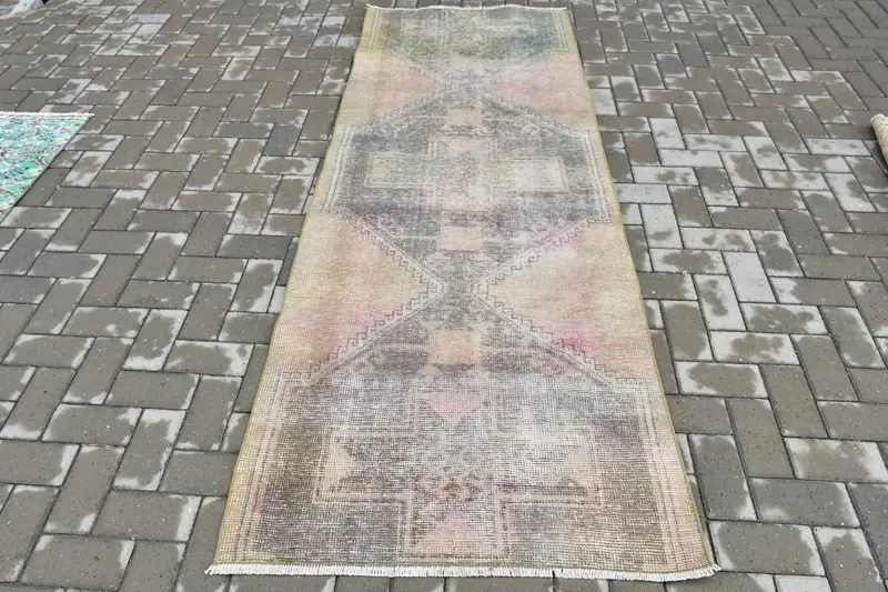 Türk Vintage Oushak Runner Halı 3.1x8.3 ft, Gri Hayvan Baskı Halı Yün - 1