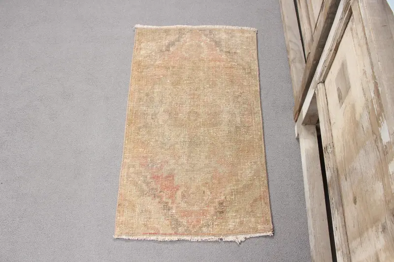 El Yapımı Yeşil Oryantal Halı, Turuncu Desenli 1,2x2,6 ft