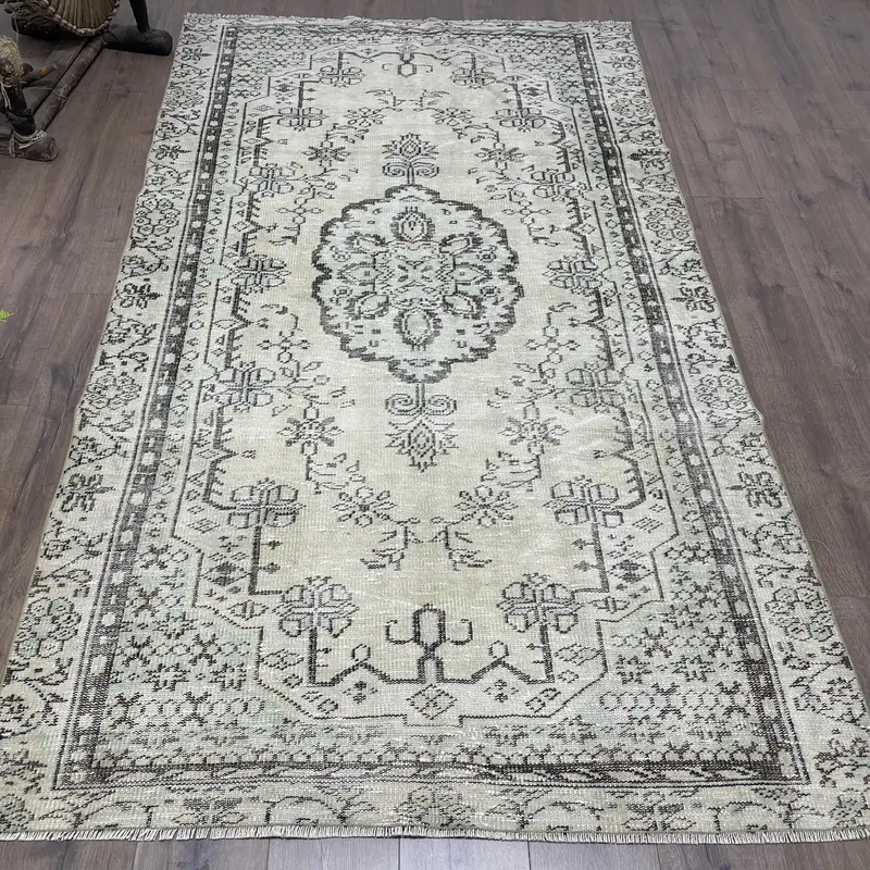 Green Camouflage Rug, 4,7x8,2 ft Chic Decor