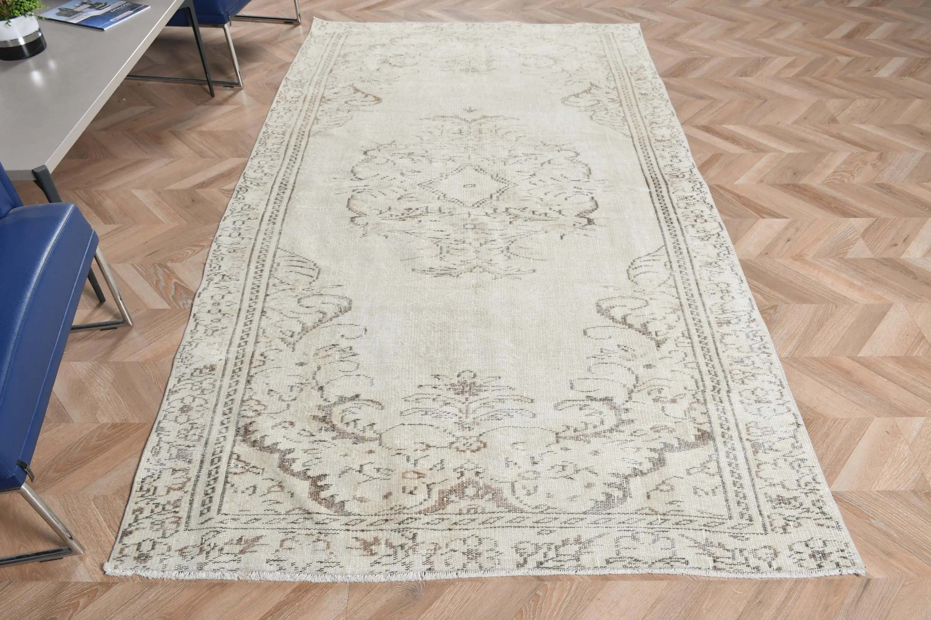 Vintage Halı, 4.8x8.7 ft Büyük Türk Halısı, Beyaz Kahverengi Ombré Halı - 1