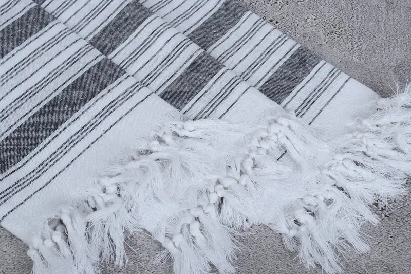 Luxury towel, Wedding Favors, Wedding Day Gift For Bride, Beach Bachelorette Party Decorations, 68x32 Cotton Striped Towel, Monogram Turkish Towel - 5