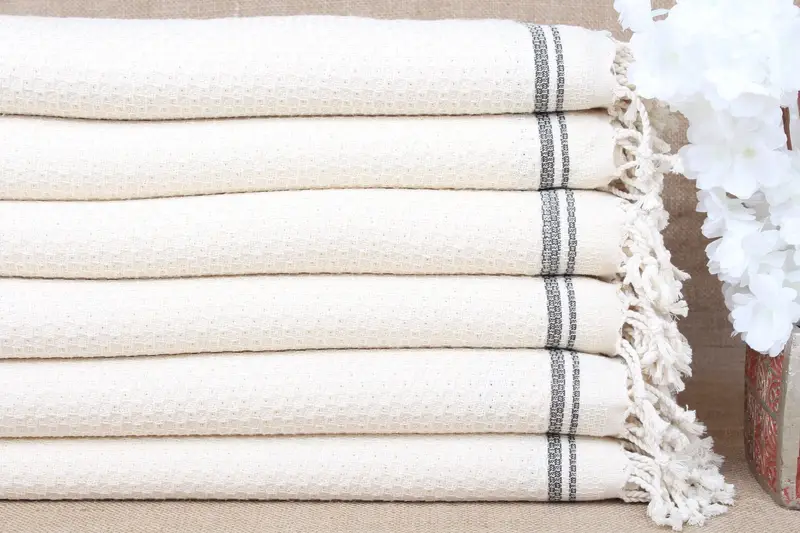 Nedime Hediyesi Haki Yeşil Çizgili Havlu, Organik Pamuk, 67x36 İnç