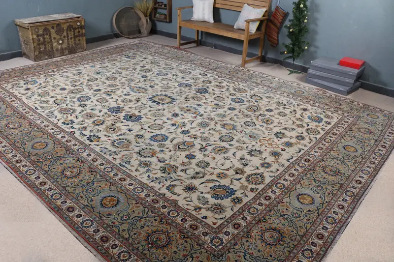 エレガントなベージュ&ブルーの花柄ラグ、10.3x13.6フィートのシックな装飾