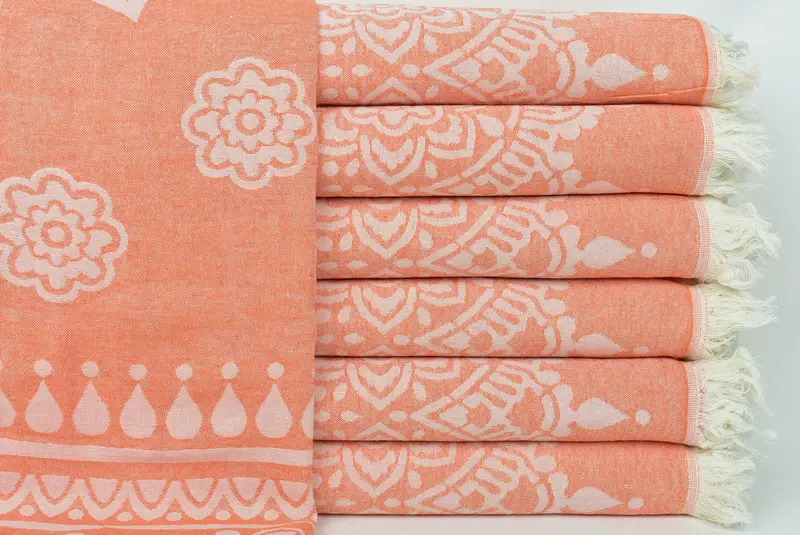 Cute Beach Towel, Wedding Gift, Bridesmaid Proposal Gift, 74x36 Cotton Floral Patterned Towel, Bridesmaid Gifts, Beach Size Towel, Custom Gift - 2