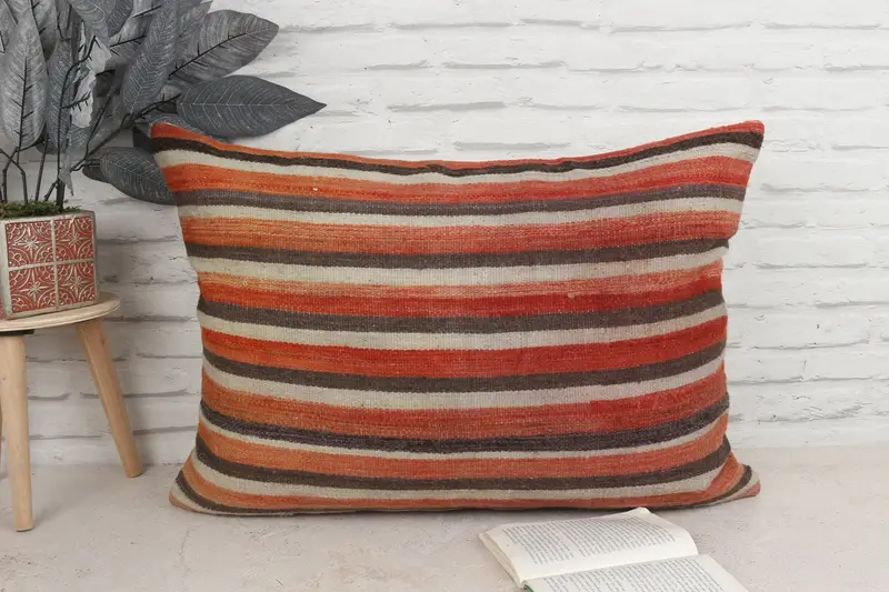Turkish Pillow, Gift Pillow, Interior Designer Pillow, Ottoman Pillow Cover, Garden Pillow, 20x28 Red Pillow Case, Sustainable Cushion, Pillow Sham - 1