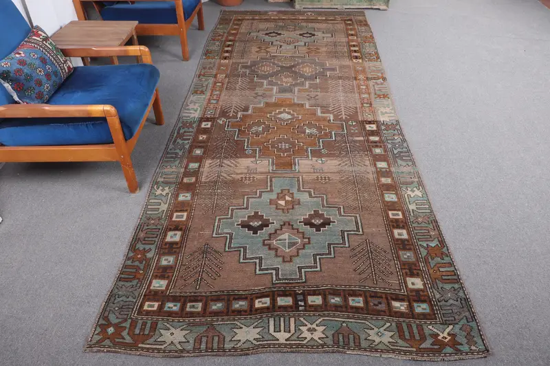 Übergroßer türkischer Vintage-Teppich, 4,7 x 11,5 Fuß, brauner Oushak-Wollteppich - 1