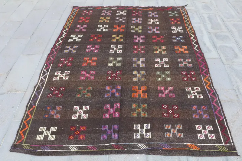 ブラウン、グリーン パッチワーク ラグ、5.9x7.8 フィート