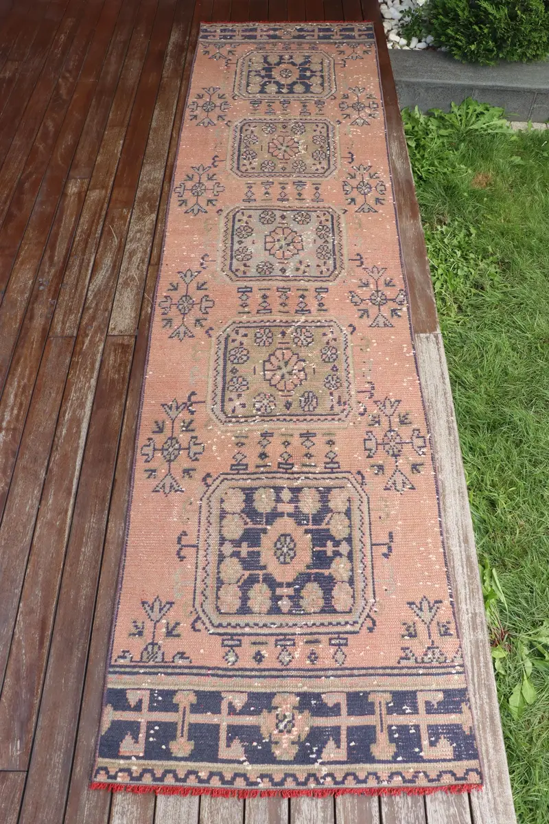 Handgefertigter marokkanischer Teppich, 2,2 x 10,7 Fuß, Orange und Blau