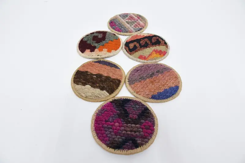 Böhmischer runder Untersetzer, ethnischer Untersetzer in Orange und Rosa