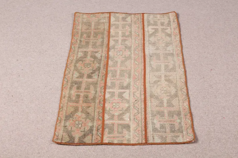 Alfombra Floral Marrón, Verde, 1,9x3,1 ft Chic Decor