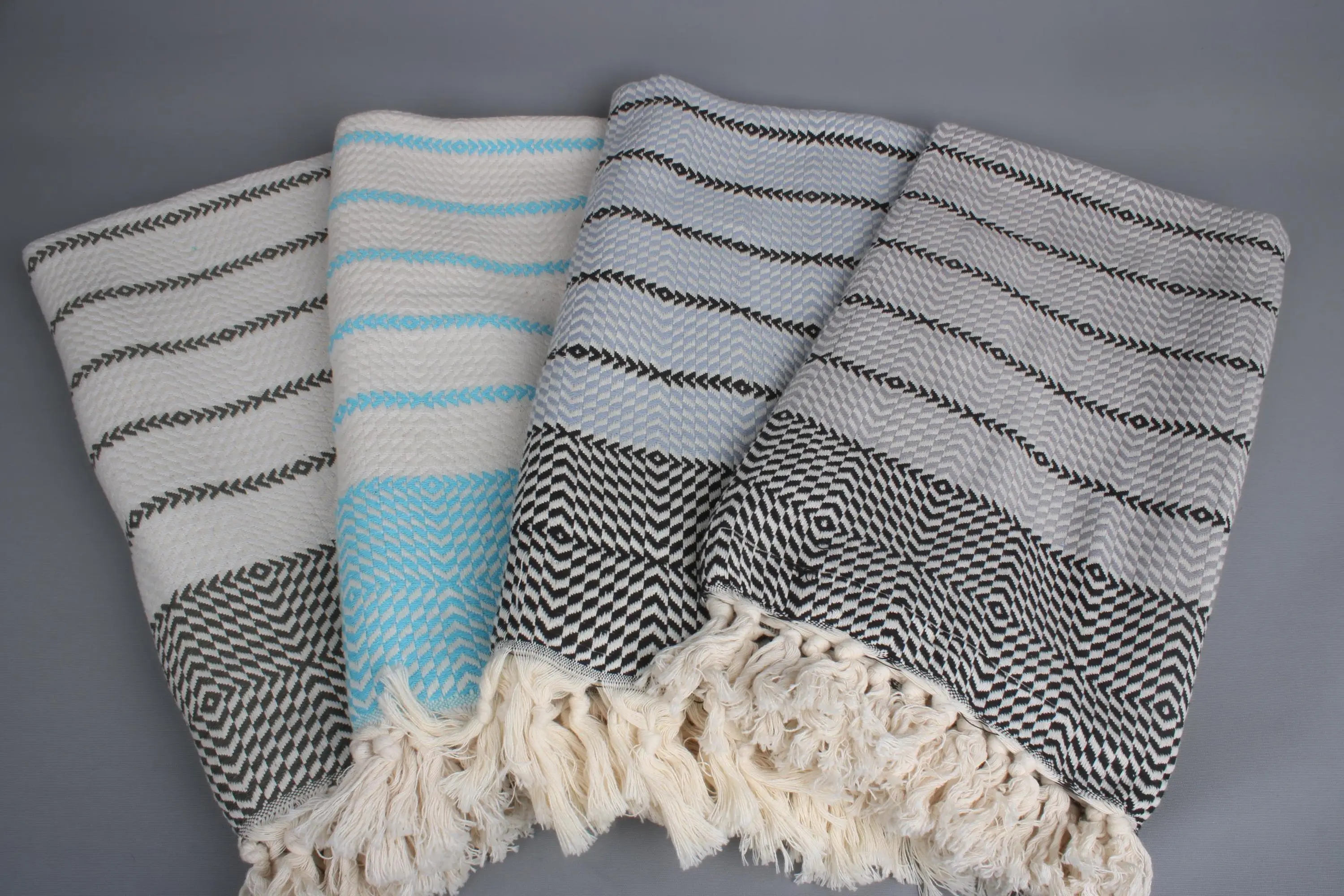 Toalla de playa de algodón orgánico personalizada Diamond Towel, beige, 40 x 79 pulgadas - 1