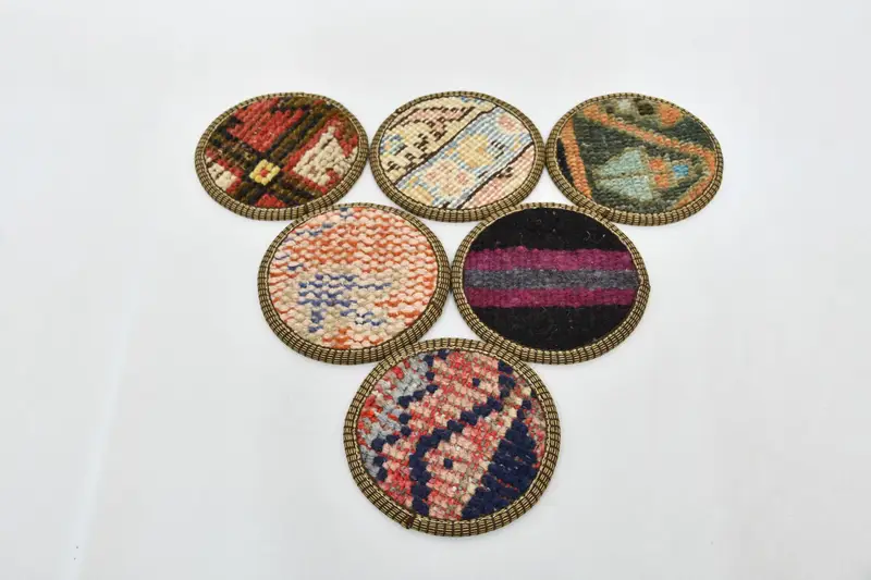 ボヘミアンラウンドコースターセット グリーンとブラウンのエスニックコースター