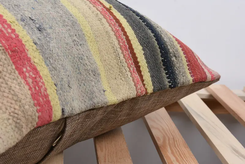Vintage Pillow, Pillow Case, Handmade Rug Seat Pillow, Handmade Kilim Cushion, Couch Pillow Cover, 24x24 Red Pillow, Kilim Pillow Cover - 7