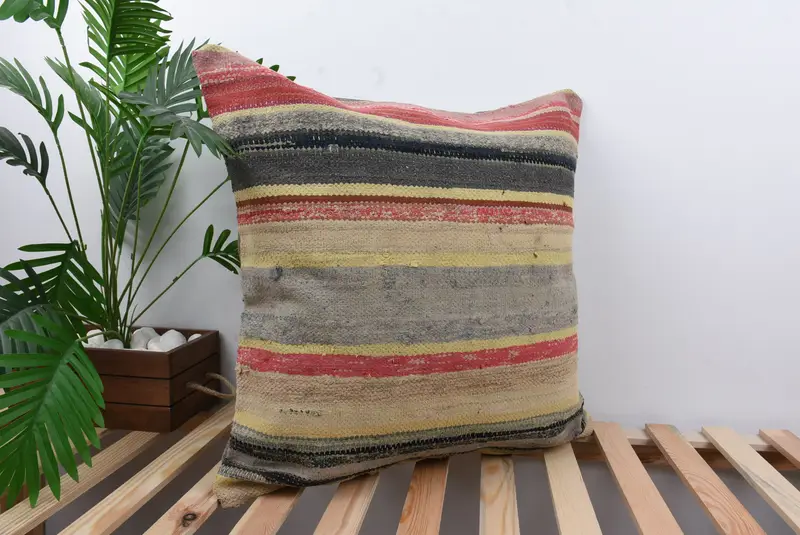 Vintage Pillow, Pillow Case, Handmade Rug Seat Pillow, Handmade Kilim Cushion, Couch Pillow Cover, 24x24 Red Pillow, Kilim Pillow Cover - 4