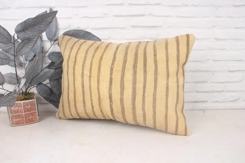 Throw Kilim Pillow, Handwoven Cushion, Ikat Pillow Case, Interior Designer Pillow, Cushion Cover, 16x24 Beige Pillow, Kilim Pillow - 4