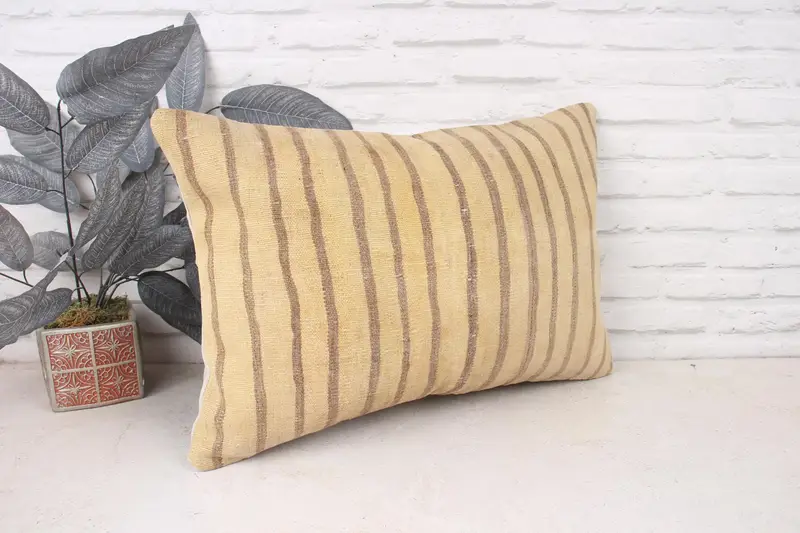Throw Kilim Pillow, Handwoven Cushion, Ikat Pillow Case, Interior Designer Pillow, Cushion Cover, 16x24 Beige Pillow, Kilim Pillow - 3