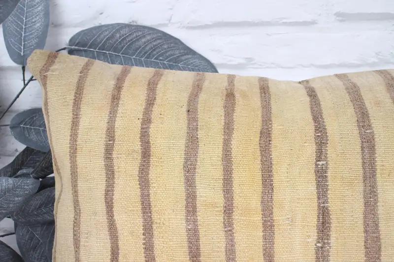 Throw Kilim Pillow, Handwoven Cushion, Ikat Pillow Case, Interior Designer Pillow, Cushion Cover, 16x24 Beige Pillow, Kilim Pillow - 2
