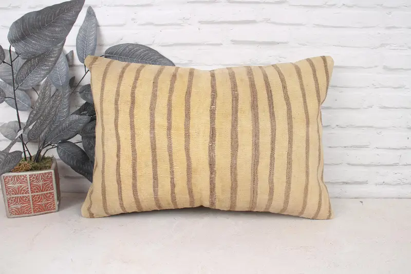 Throw Kilim Pillow, Handwoven Cushion, Ikat Pillow Case, Interior Designer Pillow, Cushion Cover, 16x24 Beige Pillow, Kilim Pillow - 1