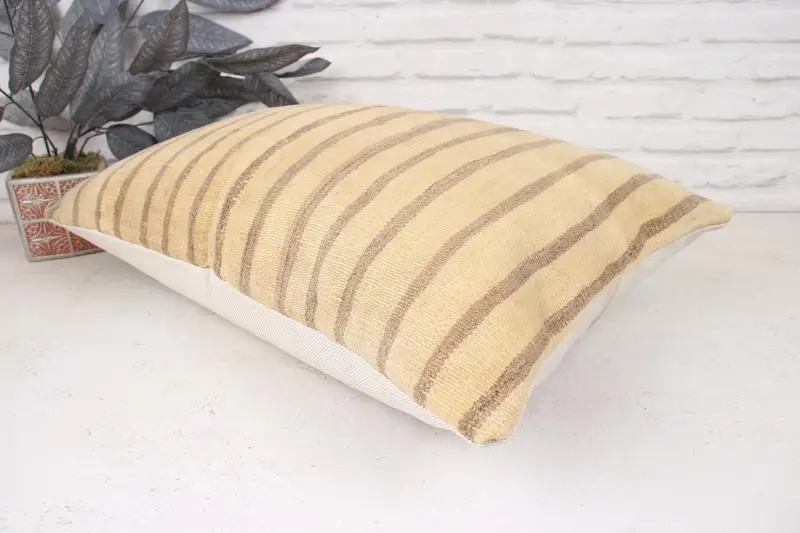 Throw Kilim Pillow, Handwoven Cushion, Ikat Pillow Case, Interior Designer Pillow, Cushion Cover, 16x24 Beige Pillow, Kilim Pillow - 6